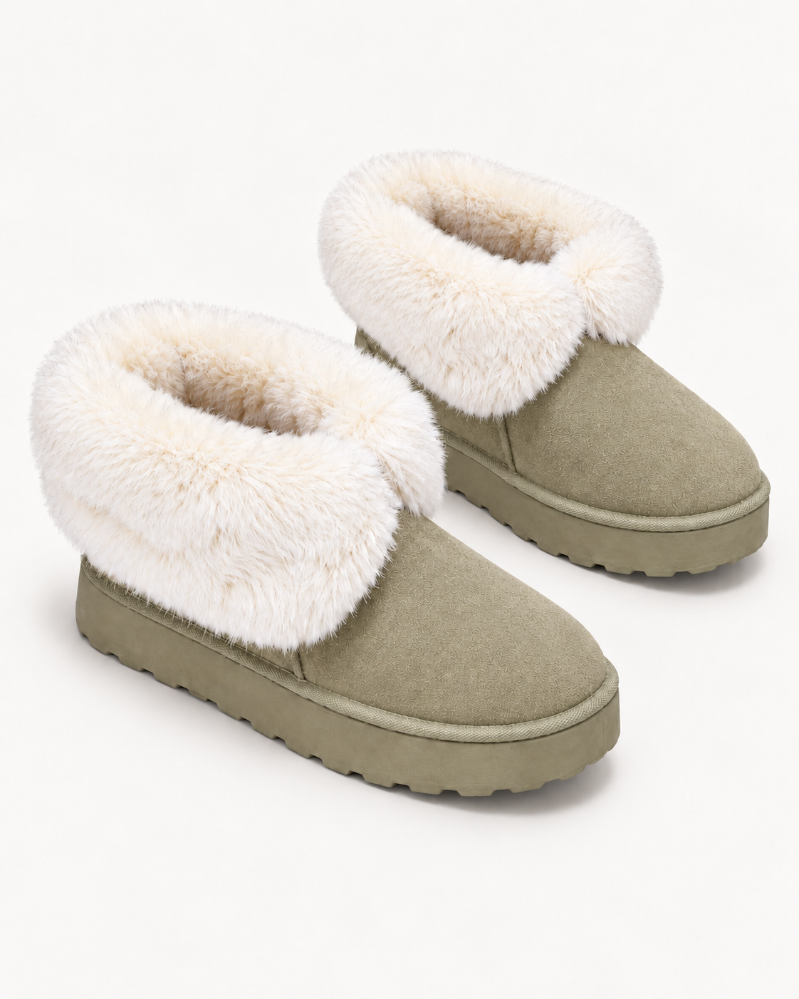 910003 - $160 Bota Ugg