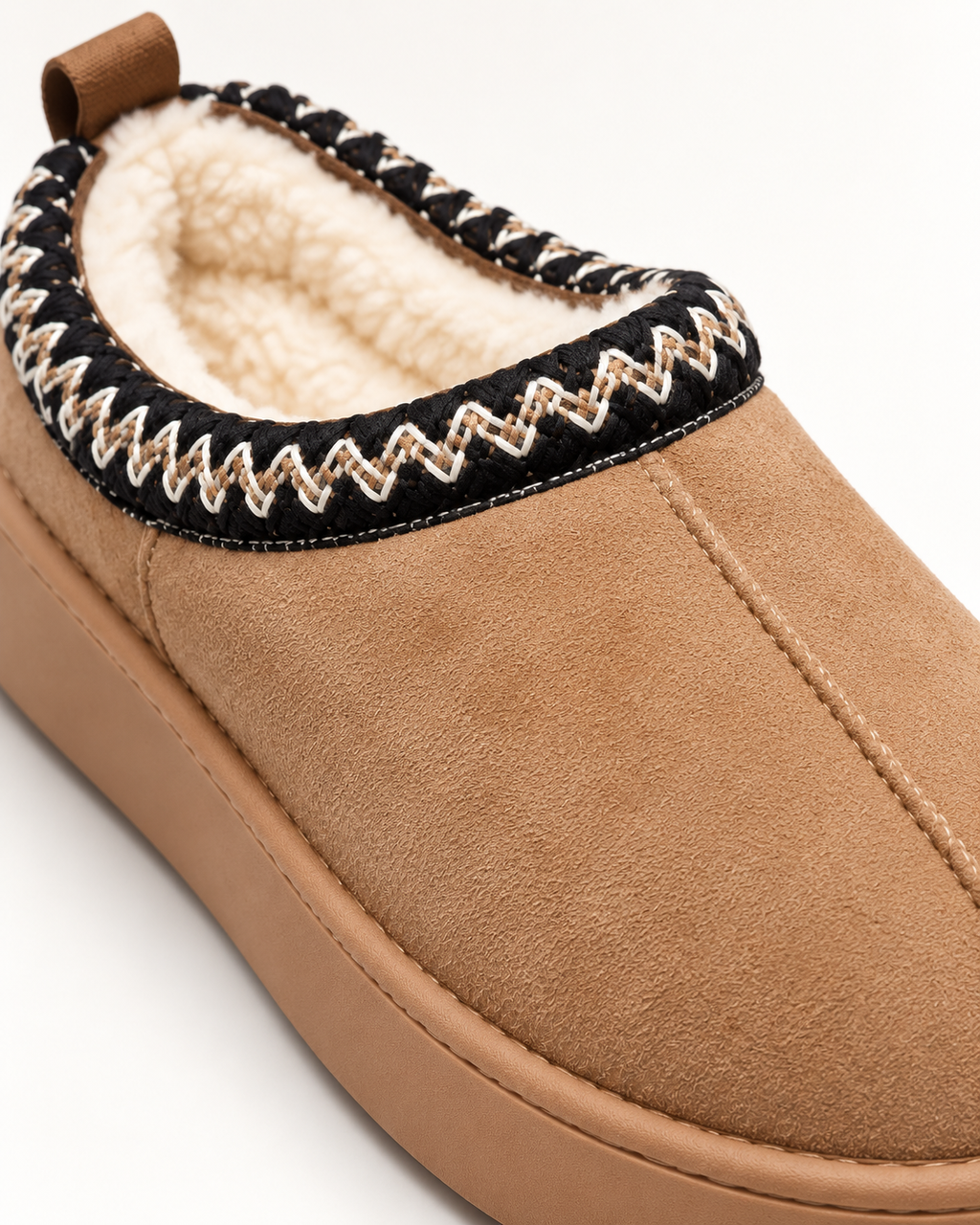 910005 - $115 Pantufla Ugg